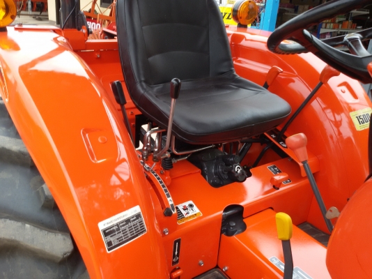 ปัญญาแทรคเตอร์..จัดมาให้ครับ ด่วน!!!คูโบต้า L3608 พร้อมใบมีดคานล่าง พร้อมผานใหม่6&times;22 สภาพพร้อมใช้ จัดส่ง อ.เมือง จ.นครสวรรค์