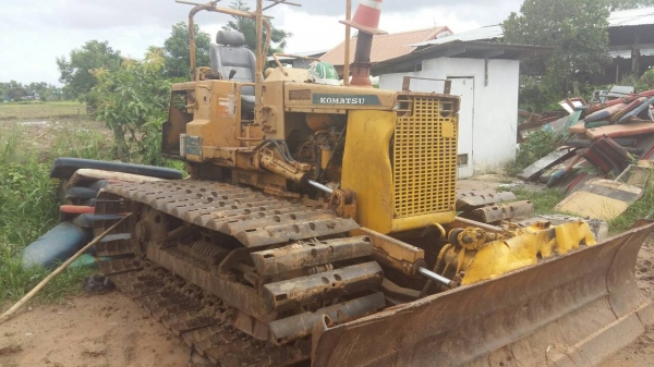 ขายรถแทรคเตอร์ D31-16 ตีนเป็ด ขายรถแทรคเตอร์ D31-16 ตีนเป็ด