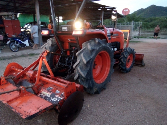 L36คูโบต้าอุปกรณ์ครบ3อย่างรถสวยพร้อมใช้285000 L36คูโบต้าอุปกรณ์ครบ3อย่างรถสวยพร้อมใช้285000