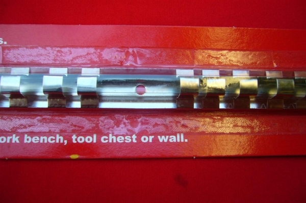 รางเเขวนลูกบ็อค