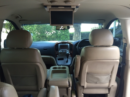 Hyundai H-1 Deluxe 2010 ตัวท๊อปสุด 11ที่นั่ง ดีเซล เกียร์ออโต้ สีดำสีเดิมทุกชิ้นไม่เคยชนไม่เคยทำสีมาดูได้ ไมล์1แสนใส่ล้อ18 ยางใหม่แบตใหม่ใช้บุ๊คเซอร์วิส ไม่มีชนพาช่างมาดูได้ ราคา690,000บาท สนใจติดต่อ tel , id line 0816383886 Hyundai H-1 Deluxe 2010 ตัวท๊อปสุด 11ที่นั่ง ดีเซล เกียร์ออโต้ สีดำสีเดิมทุกชิ้นไม่เคยชนไม่เคยทำสีมาดูได้ ไมล์1แสนใส่ล้อ18 ยางใหม่แบตใหม่ใช้บุ๊คเซอร์วิส ไม่มีชนพาช่างมาดูได้ ราคา690,000บาท สนใจติดต่อ tel , id line 0816383886