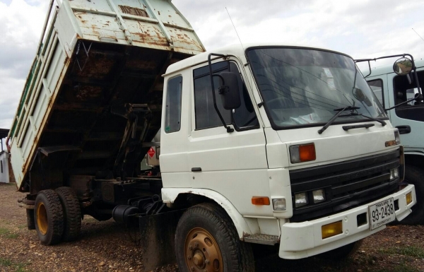 หกล้อ นิสัน UD CPA89G FE-6-183แรง ดั้มสามมิต ช่วงล่างใหญ่ ยาง900 สภาพดีสวยพร้อมใช้ ทะเบียนพร้อมโน ราคาเบาๆ 395,000บ หกล้อ นิสัน UD CPA89G FE-6-183แรง ดั้มสามมิต ช่วงล่างใหญ่ ยาง900 สภาพดีสวยพร้อมใช้ ทะเบียนพร้อมโน ราคาเบาๆ 395,000บ