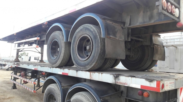 ขายด่วนครับ หาง 2 เพลา พื้นเรียบ ราคาถูกครับ สามมิตร พนัส RCK TMC