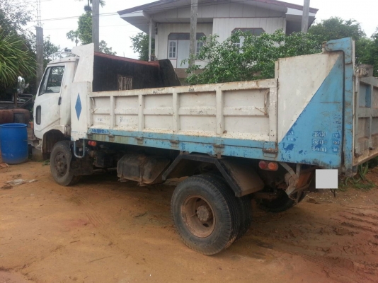ขายรถบรรทุกดัมพ์ 6 ล้อ HINO เฟืองท้ายใหญ่