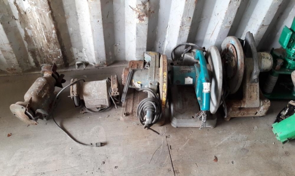 ขาย เครื่องตัดไฟเบอร์ เก่าญี่ปุ่นแท้ จำนวนมาก เพิ่งออกจากตู้เลยครับ ราคาตัวละ 1,500-2,500 บาท