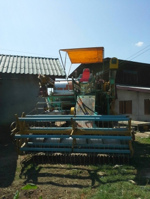 ขายรถเกี่ยวข้าว (((มีคลิปและรูปตอนต่อใหม่))) ต่อมาใหม่เกี่ยวนาปีแค่ครั้งเดียว สภาพใหม่พร้อมใช้ สนใจก็คุยกันได้ครับไม่มีคนดูแลครับ 089-6803334 ขายรถเกี่ยวข้าว (((มีคลิปและรูปตอนต่อใหม่))) ต่อมาใหม่เกี่ยวนาปีแค่ครั้งเดียว สภาพใหม่พร้อมใช้ สนใจก็คุยกันได้ครับไม่มีคนดูแลครับ 089-6803334