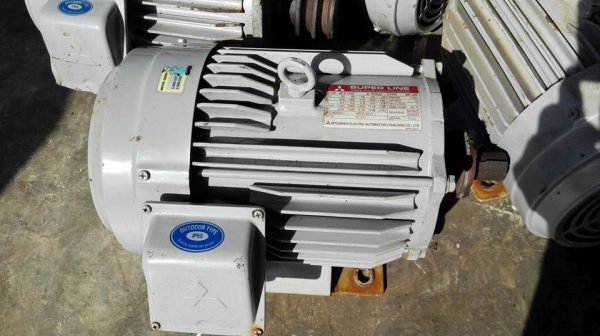 ** Sold **มอเตอร์ Mitsubishi 3 HP 380V รุ่นใหม่ SF-JR สภาพสวยเดิมๆทุกลูกใช้งานมาน้อยมาดูมาเทสก่อนได้ครับ