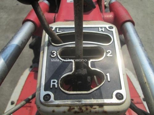 รถพรวนดินเดินตาม   ROBIN   ST60  รหัสสินค้า : 80903889  Tel.086-8150487 www.nihonmono.com