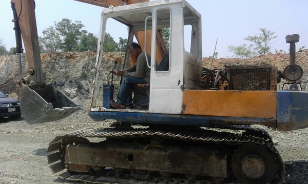 ขาย KOMATSU PC100-3 ราคา198000คับ