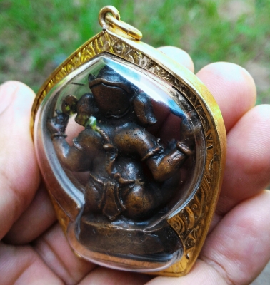 พระพิฆเนศสี่กรองค์ใหญ่ พระผู้ประทานความสำเร็จ ขจัดอุปสรรค เนื้อโลหะพิเศษเก่า สวยมากๆ