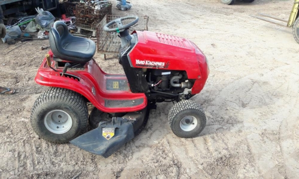 ขาย รถตัดหญ้า นั่งขับ เครื่องเบนซิน เก่าญี่ปุ่นแท้ ใบตัดคอปเตอร์ ตัดหญ้าสูงต่ำ ปรับใบมีดได้