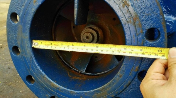 **ขอบคุณผู้ซื้อ&amp;พี่เสือครับ!!** หัวปั้มน้ำหอยโข่ง S.S. PUMP ใบทองเหลือง เข้า 8"- 6" สภาพสวยมาดูมาเทสก่อนได้ครับ