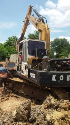 ขายแบคโค PC120-3  เครื่อง ISUZU 6BD1 เครื่องดี  ปั้มดี รถใช้งานทุกวัน ในราคา 280,000 บาท ต่อรองได้