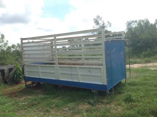 ขายกระบะเหล็ก รถ 6 ล้อ