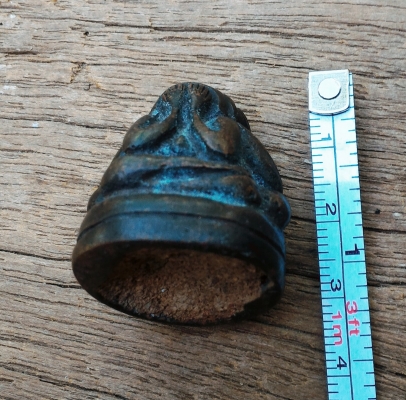 พระปิดตาสามสหาย ใหญ่ๆ หนักๆ เนื้อนวะโลหะเก่า ก้นอุดดินผงพุทธคุณ มวลสารงามๆ