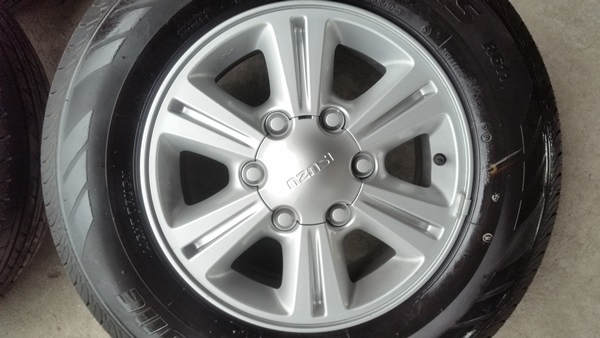 ขายล้อป้ายแดงISUZU ALL NEW DMAX ขอบ 15  4 ล้อ