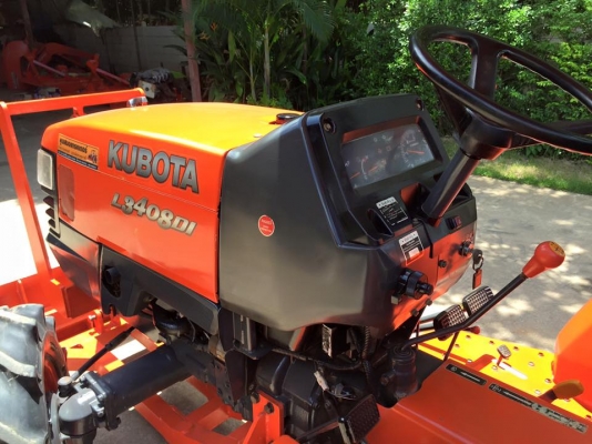 ขายรถไถ Kubota L3408DI (4WD) พร้อมใบมีดหน้า และผานพรวน รถพร้อมใช้งาน ขายรถไถ Kubota L3408DI (4WD) พร้อมใบมีดหน้า และผานพรวน รถพร้อมใช้งาน