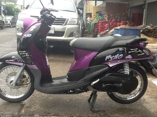 FINOลายปารีสรถปี2012สวยแกะกล่อง