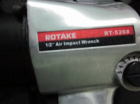 ขาย-เครื่องยิงบล๊อกลม พร้อมอุปกรณ์: หัวบล๊อกลมขนาดต่างๆ ROTAKE: RT-5268 ของใหม่ มีกล่องเก็บ พกพาสะดวก ขาย-เครื่องยิงบล๊อกลม พร้อมอุปกรณ์: หัวบล๊อกลมขนาดต่างๆ ROTAKE: RT-5268 ของใหม่ มีกล่องเก็บ พกพาสะดวก