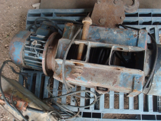 ขายรอกไฟฟ้า สลิง 3 ตัน