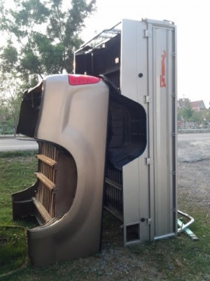 กระบะท้าย