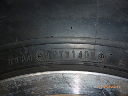 ขายDUNLNLOP 30x9.5R15 ปี09 ล้อแม็ก+ยาง 4ล้อ=1ชุด ราคา 6000บาท