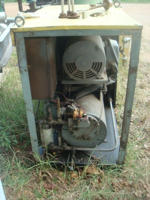 ขายเครื่องลม สกรู HITACHI 20 HP  ครบเซ็ต