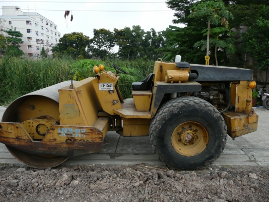 DYNAPAC  CA25  10 ตันเพลาเดียว เครื่องแน่น ปั๊มแรง มีเล่มทะเบียน