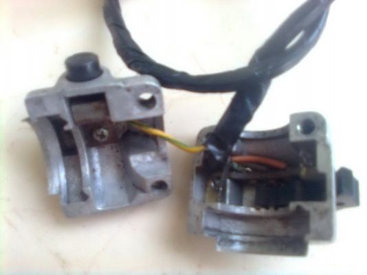 ขายสวิทช์แฮนด์ C92,C95 1ข้าง