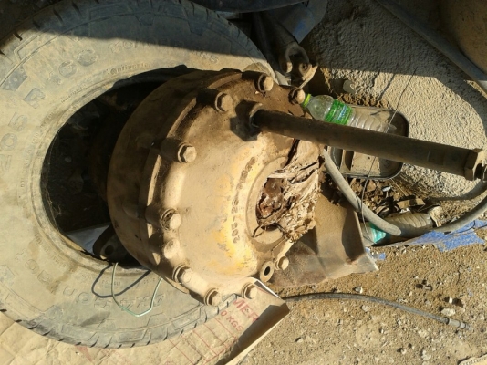 ด่วนครับ เฟืองสวิง komatsu PC200-3