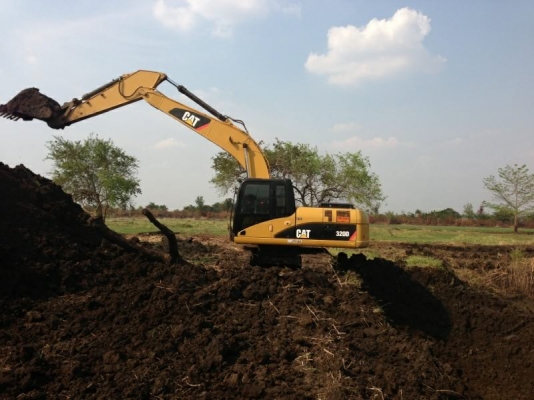 แบคโฮCAT 320D กระบอกดำ ใช้งาน1หมื่นช.มเศษ รถทำงานอยู่