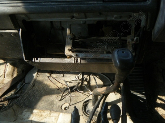 รถบรรทุก 6 ล้อดั๊มพ์  ยี่ห้อ MITSUBISHI รุ่น FUSO