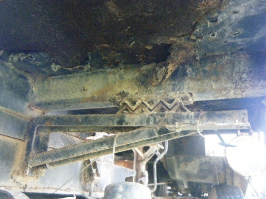 รถบรรทุก 6 ล้อดั๊มพ์  ยี่ห้อ MITSUBISHI รุ่น FUSO