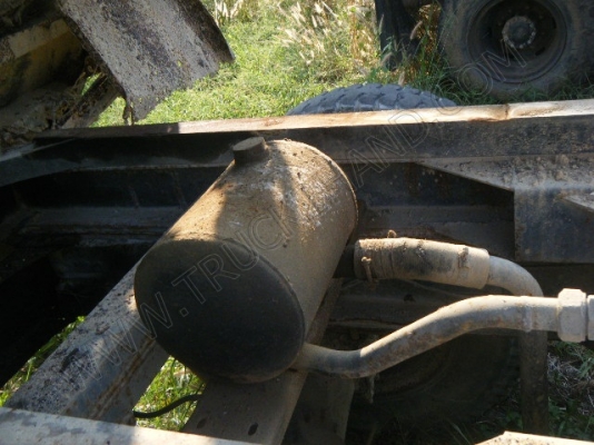 รถบรรทุก 6 ล้อดั๊มพ์  ยี่ห้อ MITSUBISHI รุ่น FUSO