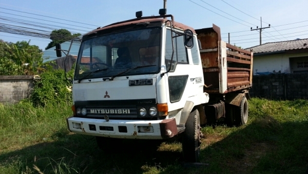 รถบรรทุก 6 ล้อดั๊มพ์  ยี่ห้อ MITSUBISHI รุ่น FUSO