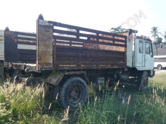 รถบรรทุก 6 ล้อดั๊มพ์  ยี่ห้อ MITSUBISHI รุ่น FUSO