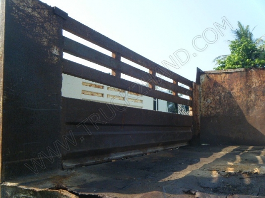 รถบรรทุก 6 ล้อดั๊มพ์  ยี่ห้อ MITSUBISHI รุ่น FUSO