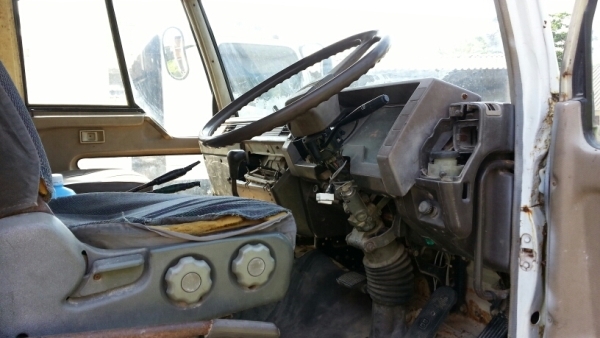 รถบรรทุก 6 ล้อดั๊มพ์  ยี่ห้อ MITSUBISHI รุ่น FUSO