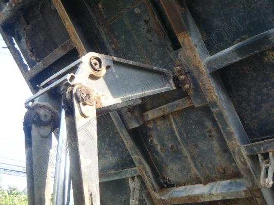 รถบรรทุก 6 ล้อดั๊มพ์  ยี่ห้อ MITSUBISHI รุ่น FUSO