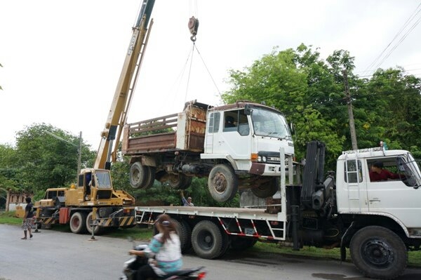 รถบรรทุก 6 ล้อดั๊มพ์  ยี่ห้อ MITSUBISHI รุ่น FUSO