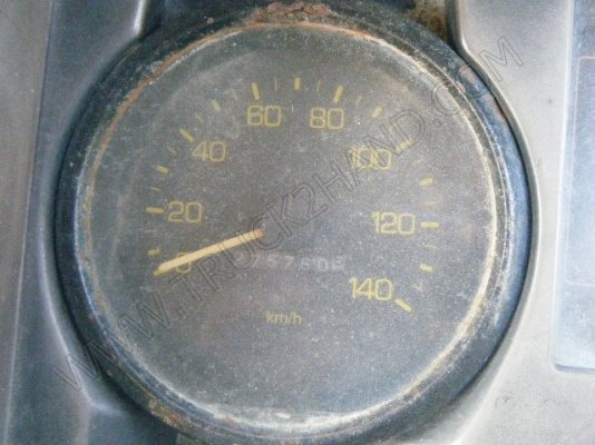 รถบรรทุก 6 ล้อดั๊มพ์  ยี่ห้อ MITSUBISHI รุ่น FUSO