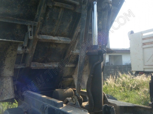 รถบรรทุก 6 ล้อดั๊มพ์  ยี่ห้อ MITSUBISHI รุ่น FUSO