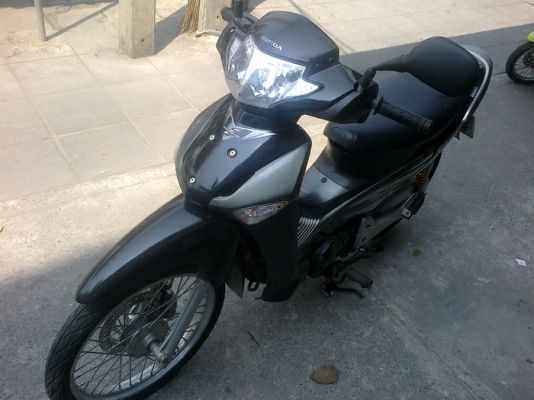 Wave 125i ตัวแรก เดิมๆ ครบๆ Wave 125i ตัวแรก เดิมๆ ครบๆ