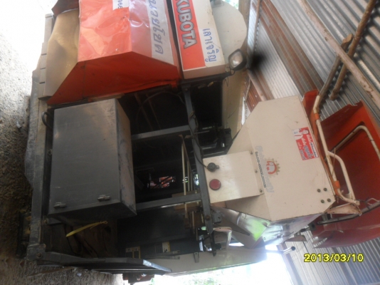 ขายรถเกี่ยวคูโบต้าDC60พลัสพร้อมเทเลอร์