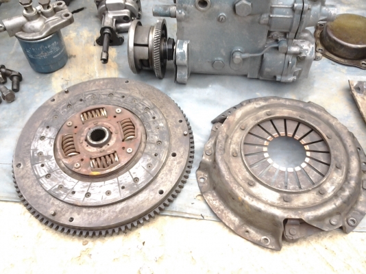 JOECLASSIC..ขายเครื่องsd23ยกเครื่องมีใบคุมช่างไม่มีเวลาประกอบ..หรือขายแยกชิ้นส่วนทุกชิ้นสนใจชิ้นไหนให้โทรสอบฤาม..เอาไปประกอบใช้งานได้เล ย  ราคาฤกกว่าเชียงกงแน่นอนด่วนๆยินดีจัดส่งทั่วประเทศ..