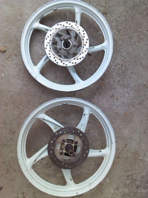 ขายล้อแม็ก Honda 5 ก้านบิด