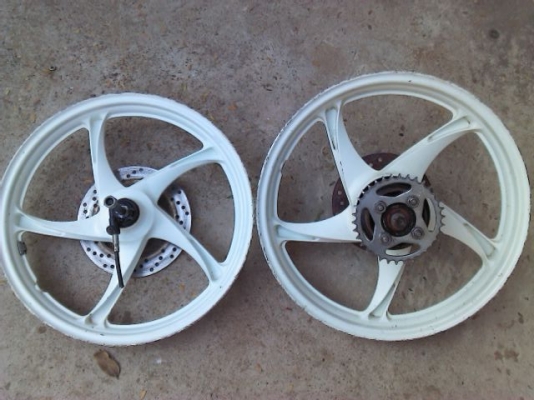 ขายล้อแม็ก Honda 5 ก้านบิด