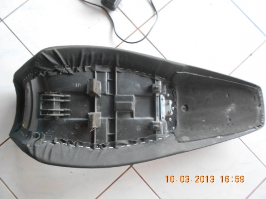 ขายอะหลั้ยแต่ง KSR นิดหน่อยครับ