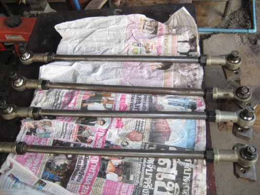 ขายเหล็กพร้อมหัวลูกหมากไว้ดัดแปลง