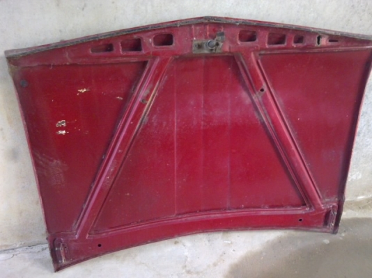 ฝากระโปรงดัสสัน 620 ฝากระโปรงดัสสัน 620